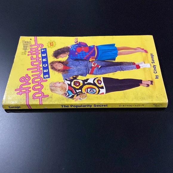 The Popularity Secret by Cindy Savage - Vintage Paperback Novel - Picture 3 of 8